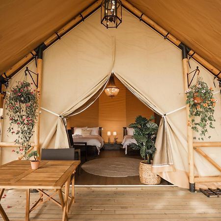 Отель Mia Glamping Orissaare Экстерьер фото