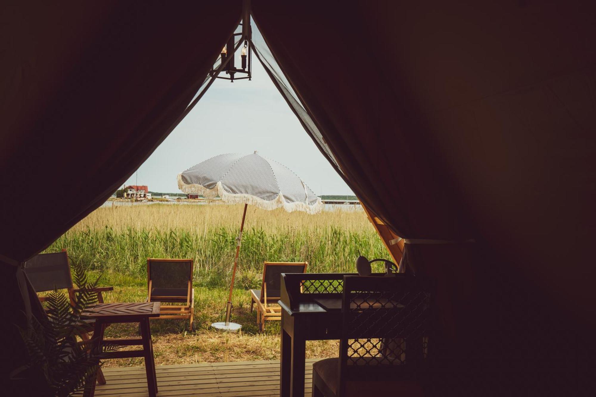 Отель Mia Glamping Orissaare Экстерьер фото