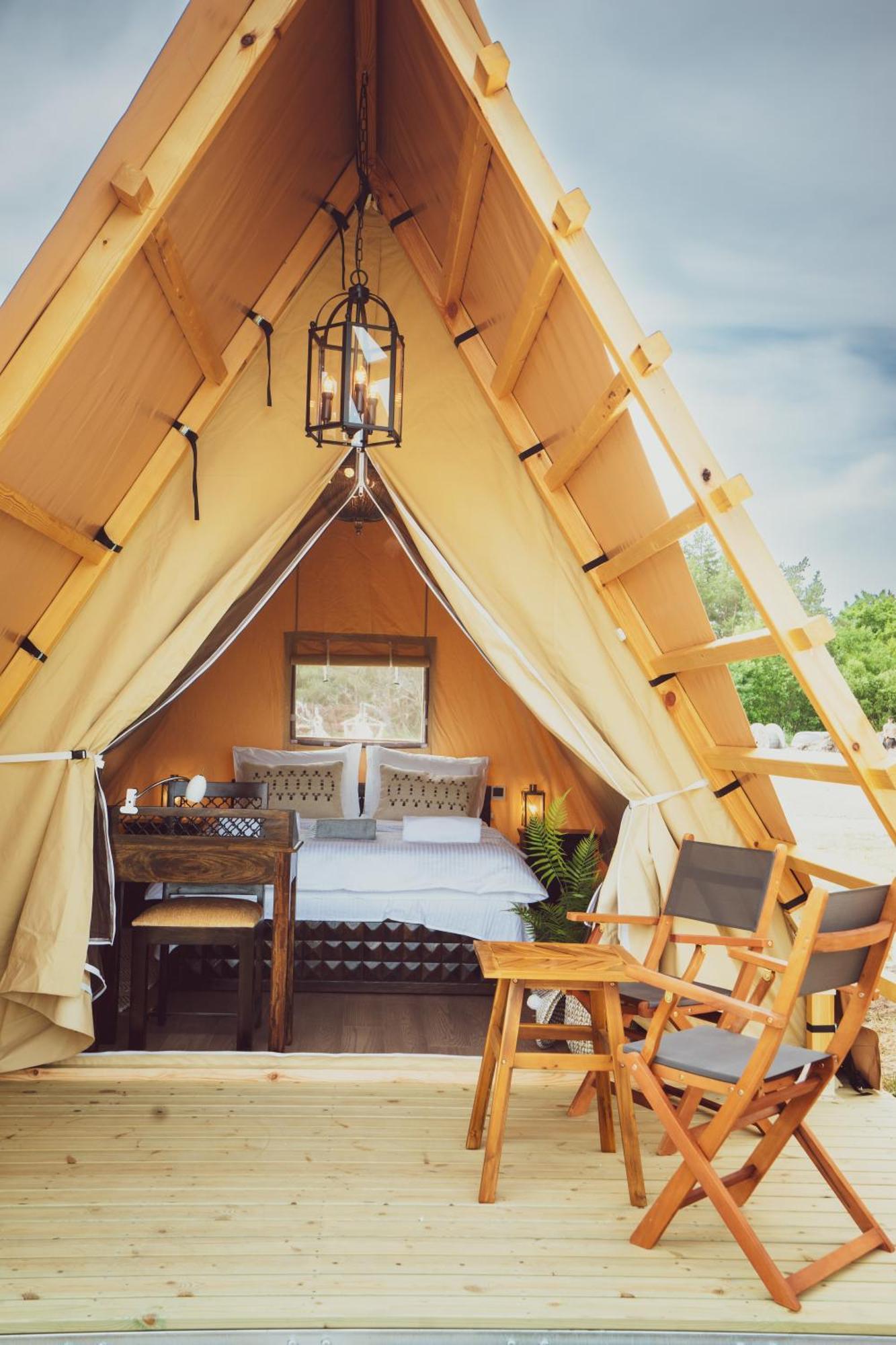 Отель Mia Glamping Orissaare Экстерьер фото