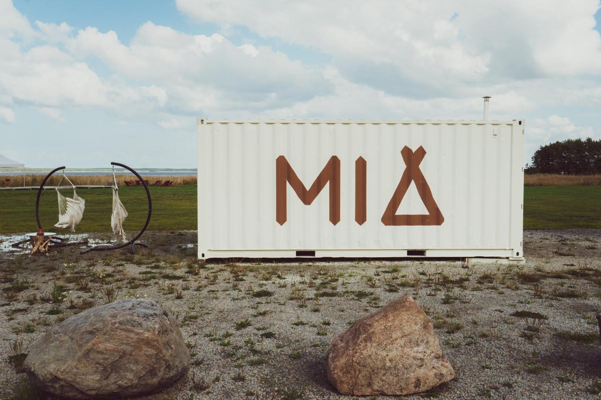 Отель Mia Glamping Orissaare Экстерьер фото